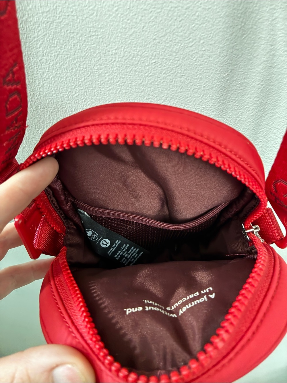 Lululemon Future Legacy Crossbody Bag 2022 - Picture 5 of 6